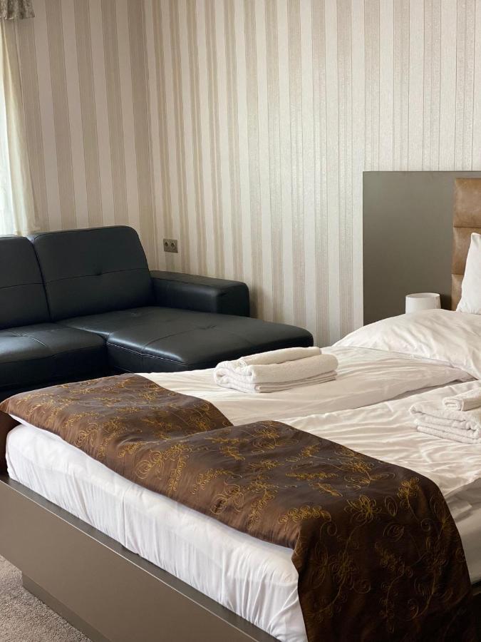 Blueline Motel Jászberény 외부 사진